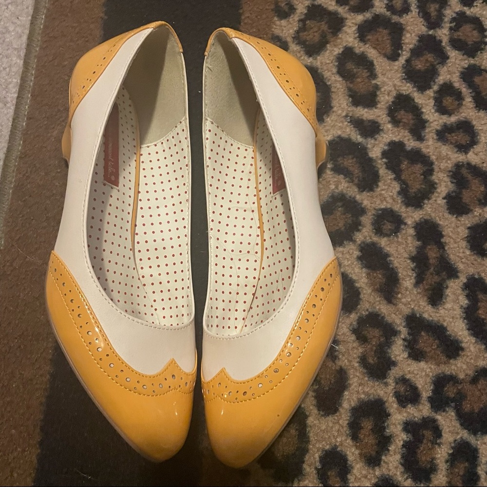 B.A.I.T. Ida pumps size 10 - Picture 4 of 4